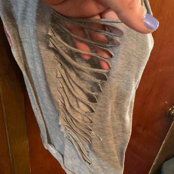 Grey tank top with ripped sides - Picture 2 of 3